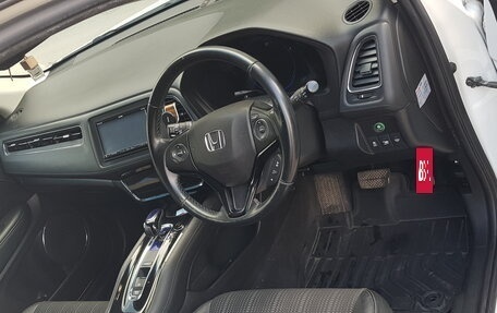 Honda Vezel, 2015 год, 1 700 000 рублей, 6 фотография