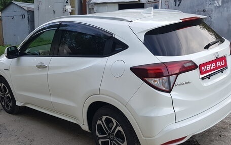Honda Vezel, 2015 год, 1 700 000 рублей, 4 фотография