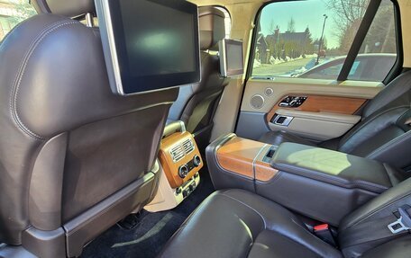 Land Rover Range Rover IV рестайлинг, 2018 год, 6 500 000 рублей, 17 фотография