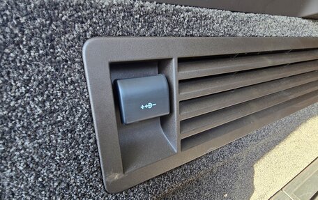 Land Rover Range Rover IV рестайлинг, 2018 год, 6 500 000 рублей, 27 фотография