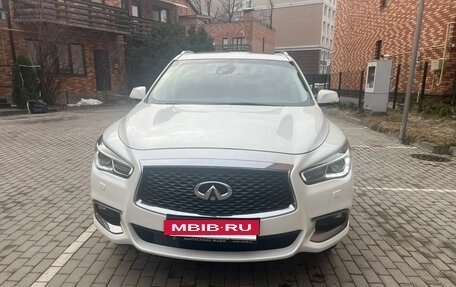 Infiniti QX60 I рестайлинг, 2018 год, 2 800 000 рублей, 2 фотография