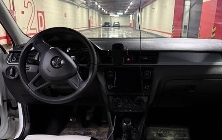 Skoda Rapid I, 2018 год, 1 050 000 рублей, 7 фотография