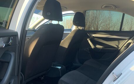 Skoda Octavia, 2015 год, 950 000 рублей, 4 фотография