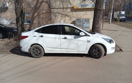 Hyundai Solaris II рестайлинг, 2014 год, 950 000 рублей, 10 фотография