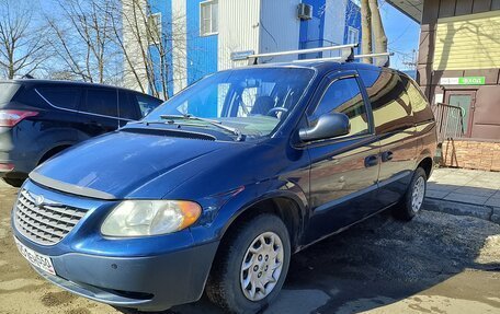 Chrysler Voyager IV, 2001 год, 350 000 рублей, 2 фотография