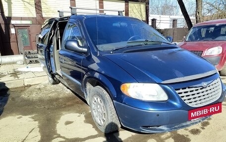 Chrysler Voyager IV, 2001 год, 350 000 рублей, 3 фотография