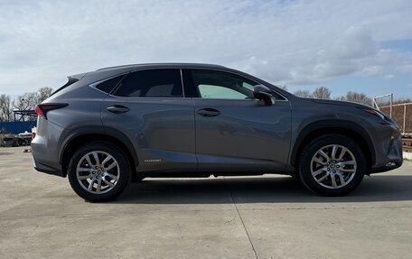 Lexus NX I, 2018 год, 3 500 000 рублей, 3 фотография