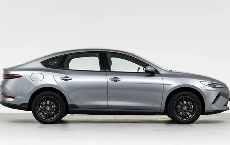 BYD Qin, 2026 год, 1 990 000 рублей, 2 фотография