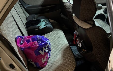 Mazda Familia, 2000 год, 450 000 рублей, 11 фотография