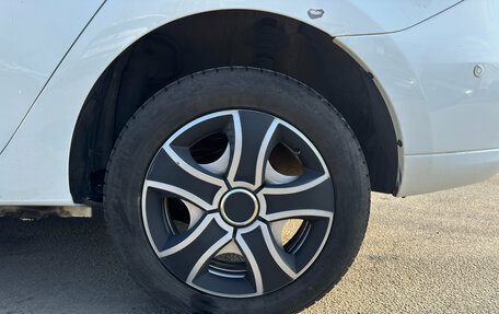 Renault Logan II, 2018 год, 749 000 рублей, 9 фотография