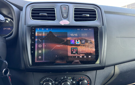 Renault Logan II, 2018 год, 749 000 рублей, 17 фотография