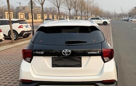 Toyota Yaris XP150 рестайлинг, 2022 год, 1 255 000 рублей, 6 фотография