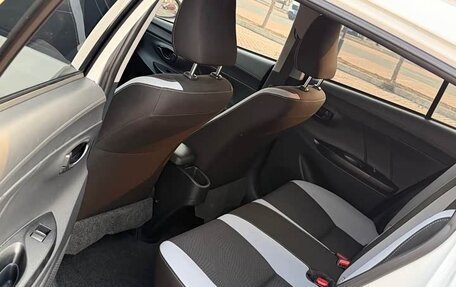 Toyota Yaris XP150 рестайлинг, 2022 год, 1 255 000 рублей, 14 фотография