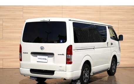 Toyota HiAce H200, 2023 год, 4 672 000 рублей, 7 фотография