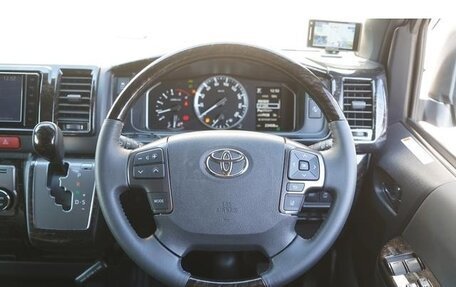 Toyota HiAce H200, 2023 год, 4 672 000 рублей, 12 фотография