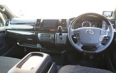 Toyota HiAce H200, 2023 год, 4 672 000 рублей, 11 фотография