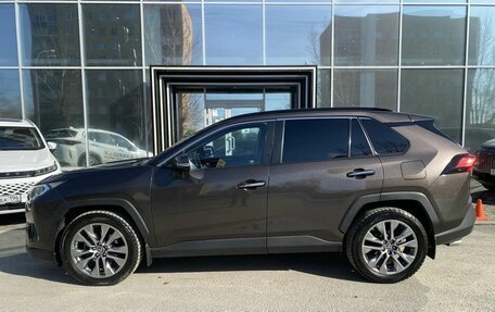 Toyota RAV4, 2020 год, 3 899 000 рублей, 8 фотография