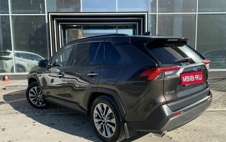 Toyota RAV4, 2020 год, 3 899 000 рублей, 12 фотография