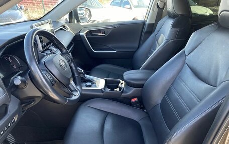 Toyota RAV4, 2020 год, 3 899 000 рублей, 16 фотография