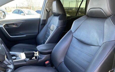 Toyota RAV4, 2020 год, 3 899 000 рублей, 18 фотография