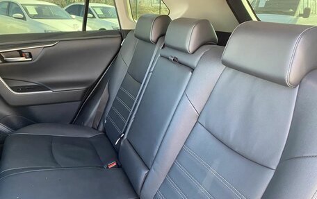 Toyota RAV4, 2020 год, 3 899 000 рублей, 33 фотография