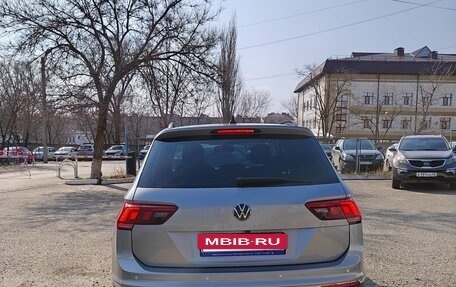 Volkswagen Tiguan II, 2020 год, 3 150 000 рублей, 6 фотография