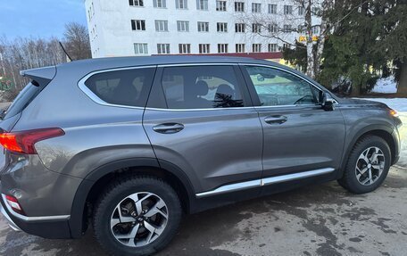 Hyundai Santa Fe IV, 2019 год, 2 800 000 рублей, 2 фотография