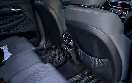 Hyundai Santa Fe IV, 2019 год, 2 800 000 рублей, 3 фотография