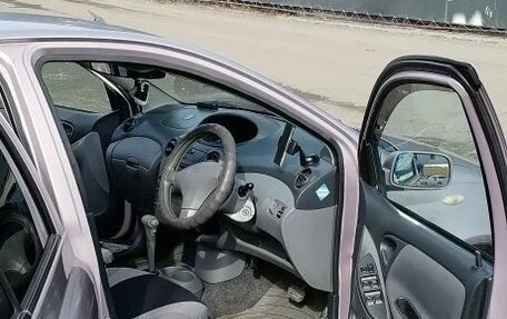 Toyota Vitz, 2001 год, 329 000 рублей, 8 фотография