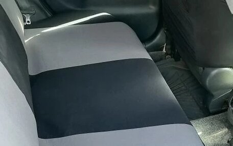 Toyota Vitz, 2001 год, 329 000 рублей, 13 фотография