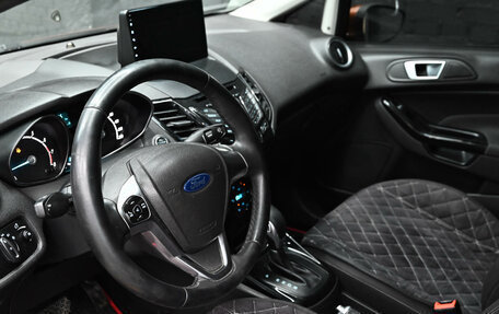 Ford Fiesta, 2015 год, 880 000 рублей, 15 фотография