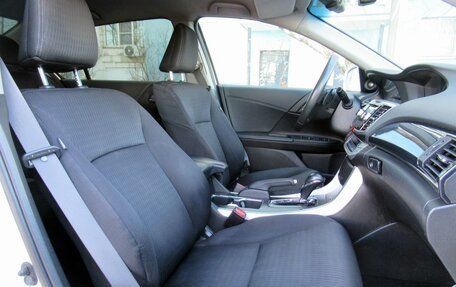 Honda Accord IX рестайлинг, 2013 год, 1 050 000 рублей, 10 фотография