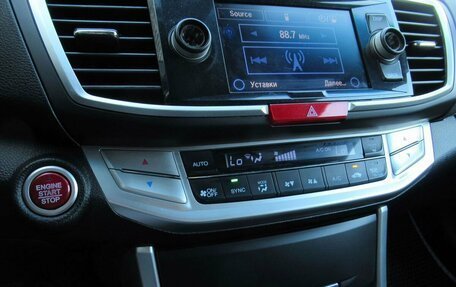 Honda Accord IX рестайлинг, 2013 год, 1 050 000 рублей, 16 фотография