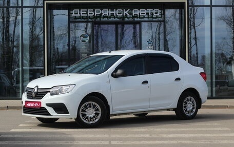 Renault Logan II, 2018 год, 1 045 000 рублей, 1 фотография