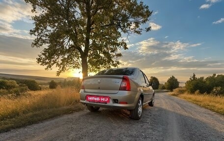 Renault Logan I, 2013 год, 410 000 рублей, 2 фотография