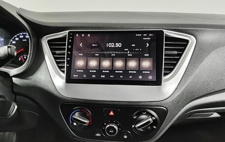 Hyundai Solaris II рестайлинг, 2020 год, 1 650 000 рублей, 18 фотография