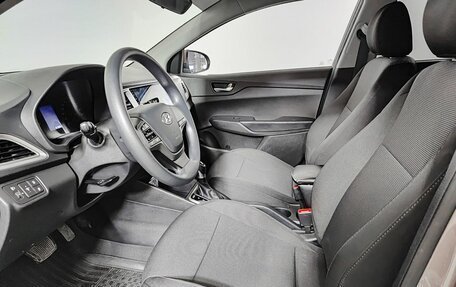 Hyundai Solaris II рестайлинг, 2020 год, 1 650 000 рублей, 20 фотография