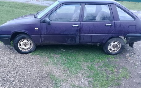 ИЖ 2126 «Ода», 2002 год, 135 000 рублей, 2 фотография