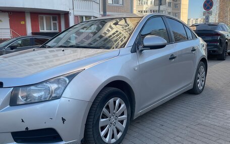 Chevrolet Cruze II, 2012 год, 530 000 рублей, 3 фотография