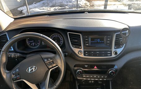 Hyundai Tucson III, 2018 год, 1 690 000 рублей, 8 фотография