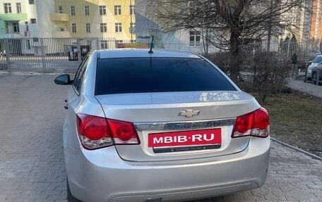 Chevrolet Cruze II, 2012 год, 530 000 рублей, 8 фотография