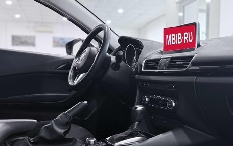 Mazda 3, 2016 год, 1 630 000 рублей, 12 фотография