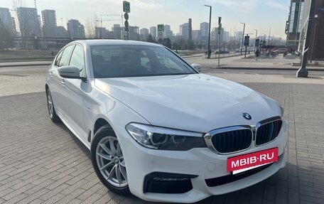 BMW 5 серия, 2018 год, 4 280 000 рублей, 8 фотография