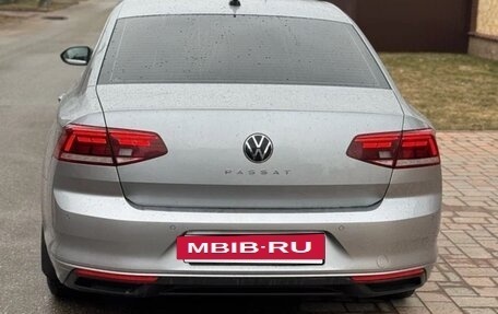 Volkswagen Passat B8 рестайлинг, 2021 год, 2 350 000 рублей, 3 фотография