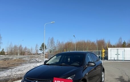 Chevrolet Cruze II, 2009 год, 820 000 рублей, 4 фотография