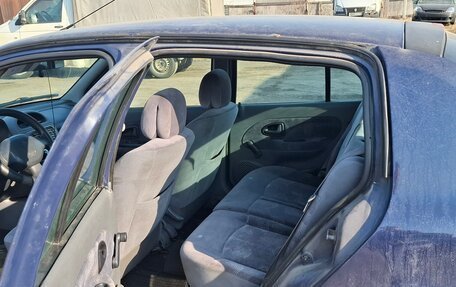 Renault Clio III, 2001 год, 200 000 рублей, 8 фотография