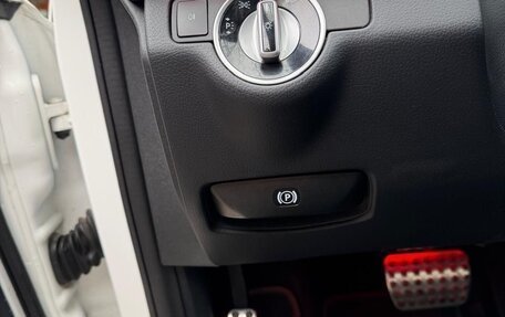 Mercedes-Benz E-Класс, 2015 год, 2 550 000 рублей, 1 фотография