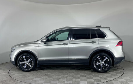 Volkswagen Tiguan II, 2017 год, 2 740 000 рублей, 8 фотография