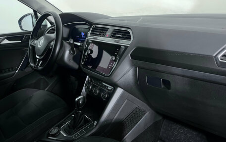 Volkswagen Tiguan II, 2017 год, 2 740 000 рублей, 10 фотография