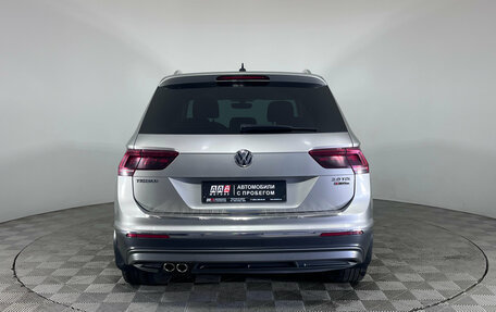 Volkswagen Tiguan II, 2017 год, 2 740 000 рублей, 6 фотография
